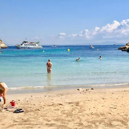 Spektakulaere Sea Front Cala Vinas (Mallorca)